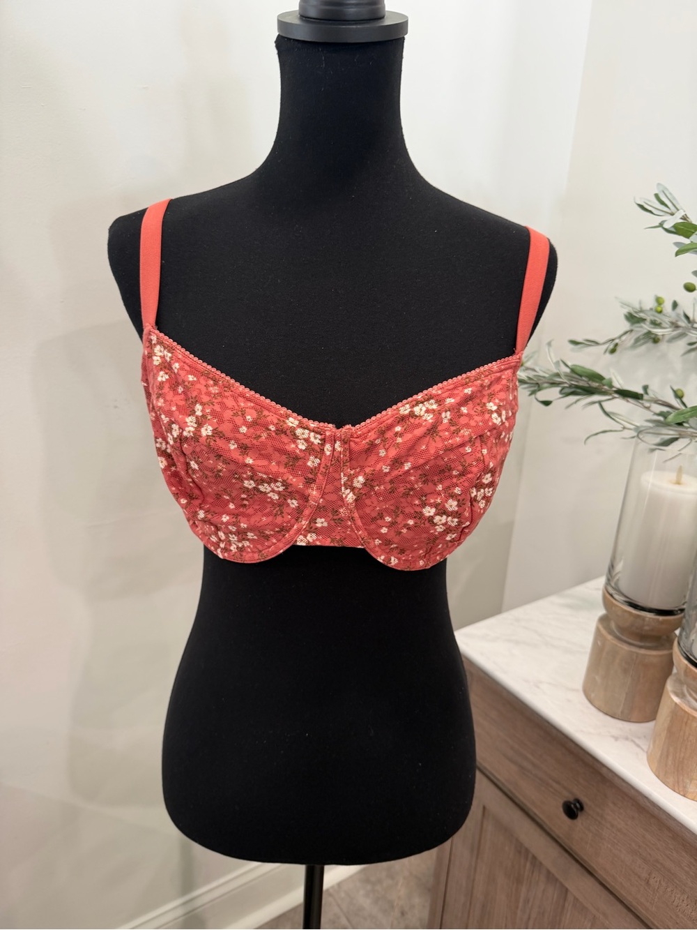 Old Navy Coral Red Floral Underwire Bra